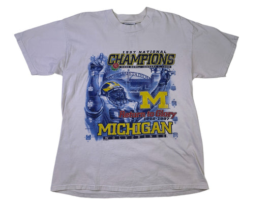 vintage michigan 1997 national champs t-shirt