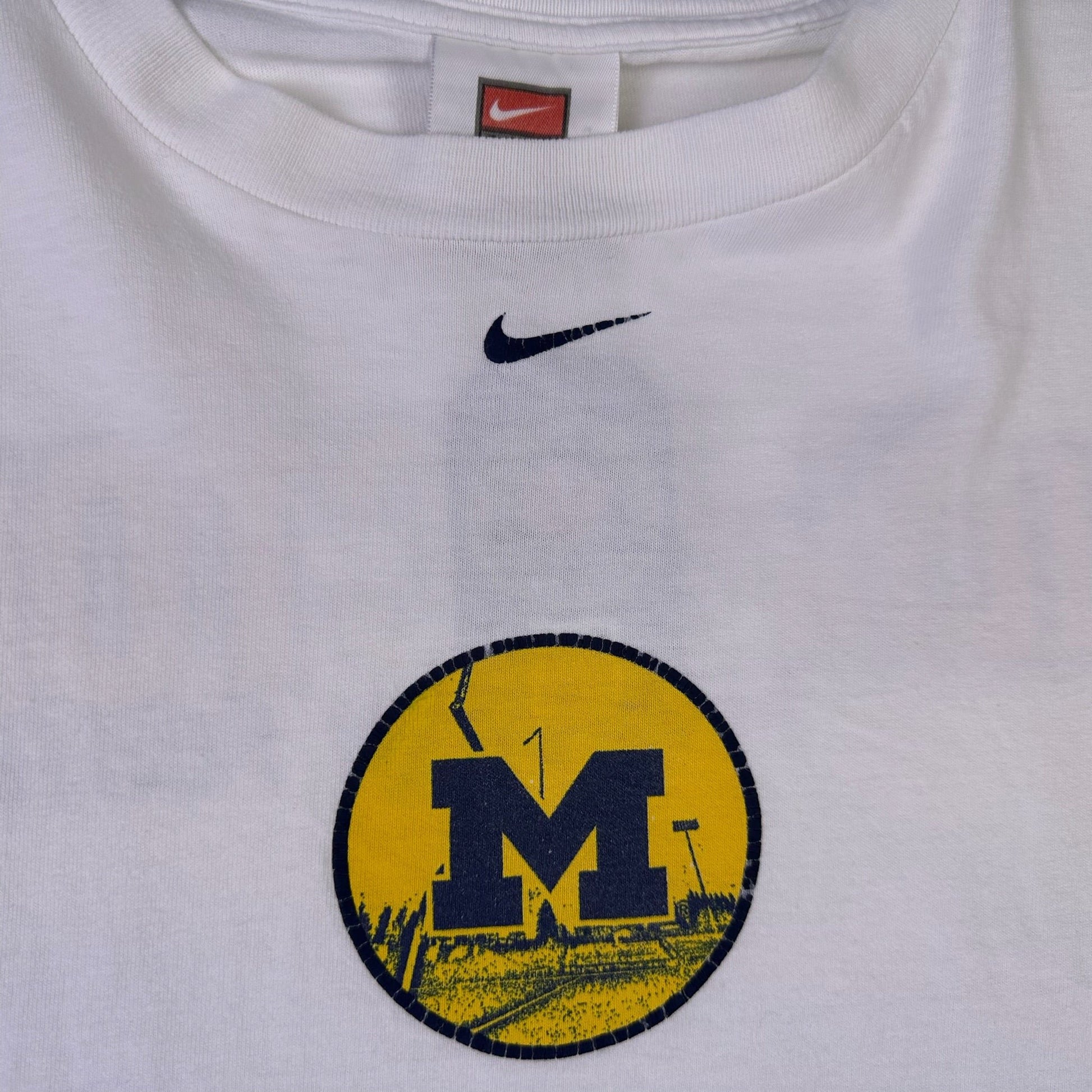 vintage michigan nike centerswoosh t-shirt