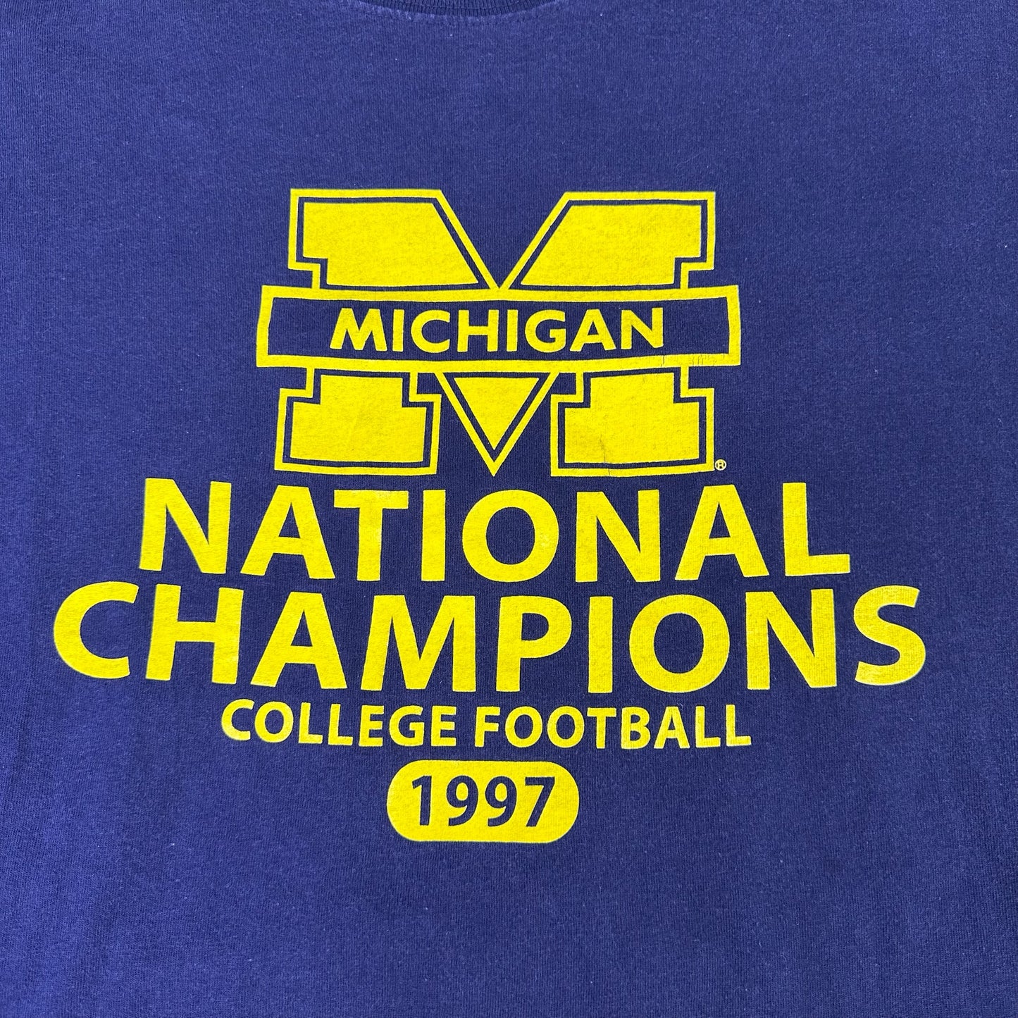 vintage michigan 1997 national champions t-shirt