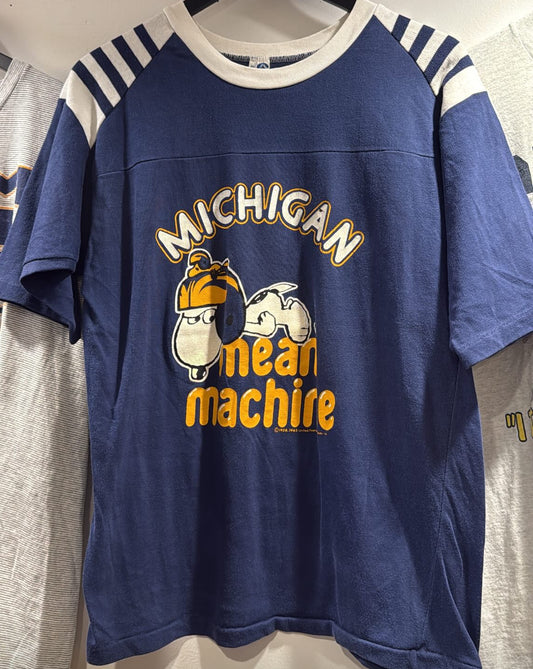 Michigan snoopy shirt