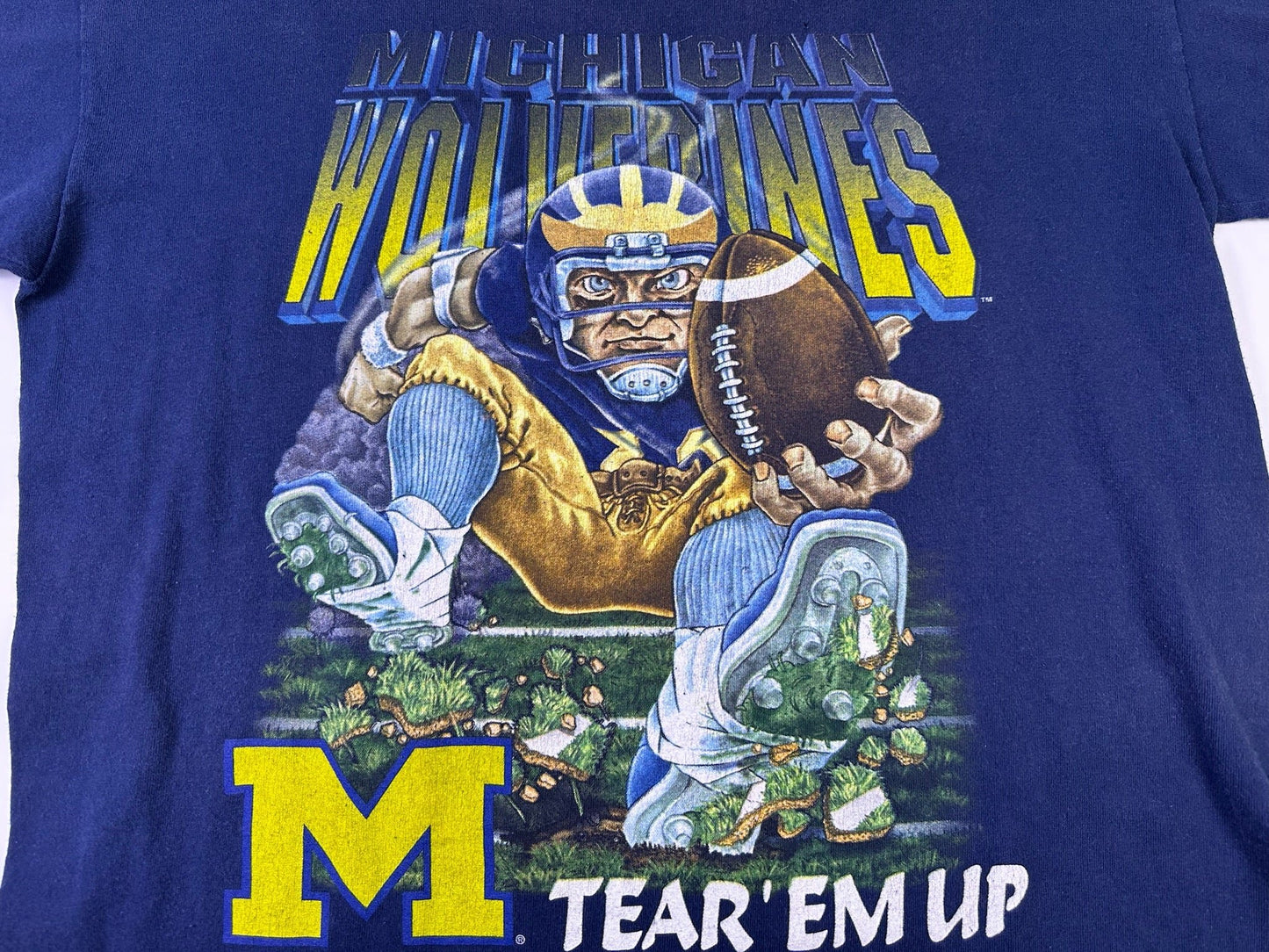 Michigan Vintage Football Graphic T-Shirt